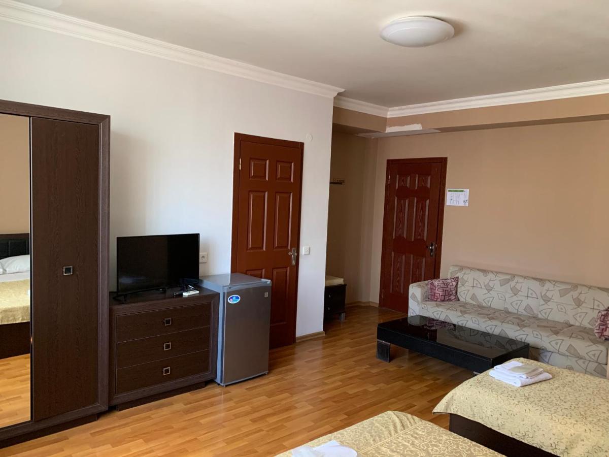 Prestige Hotel Batumi Luaran gambar