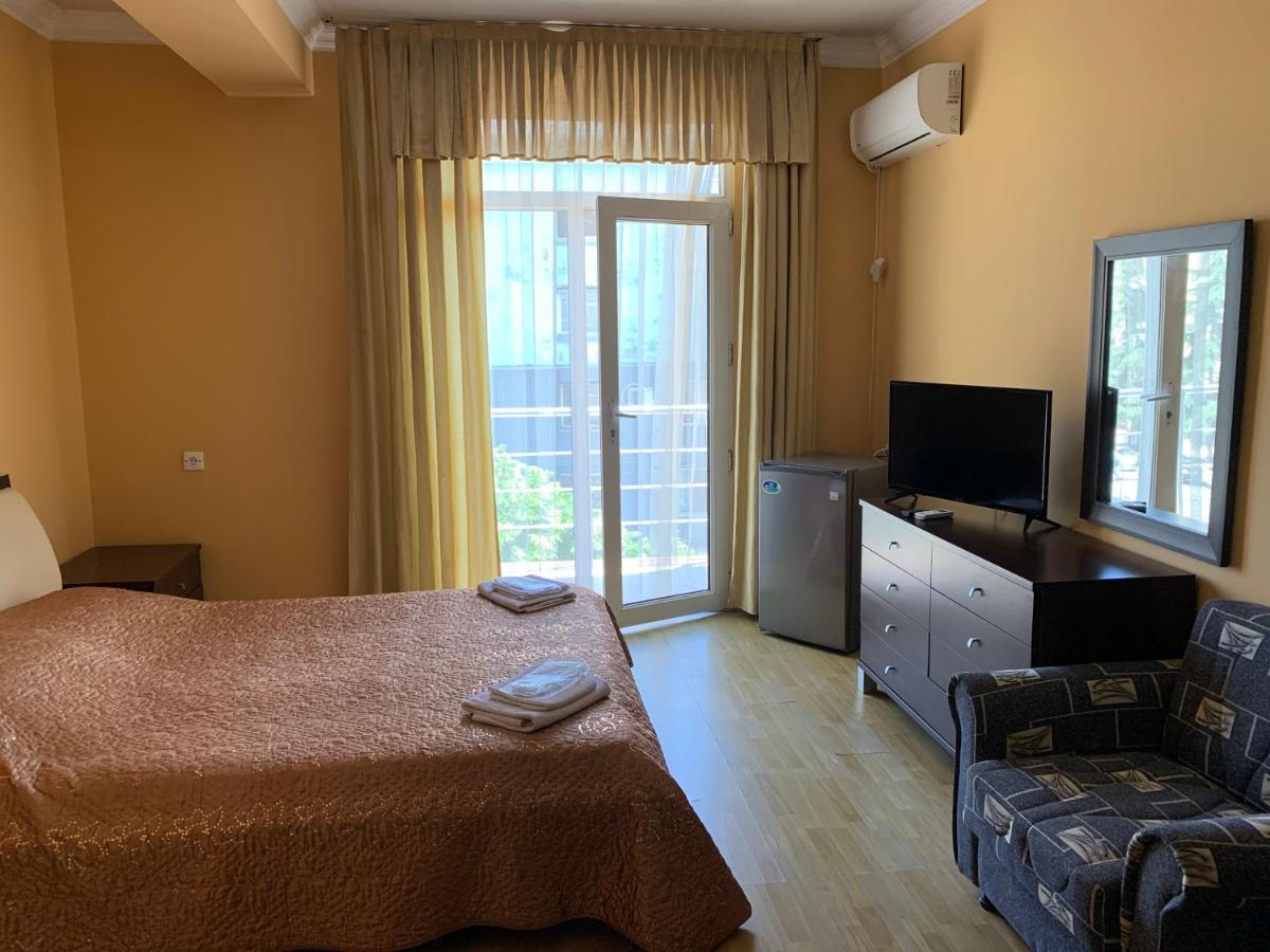 Prestige Hotel Batumi Luaran gambar