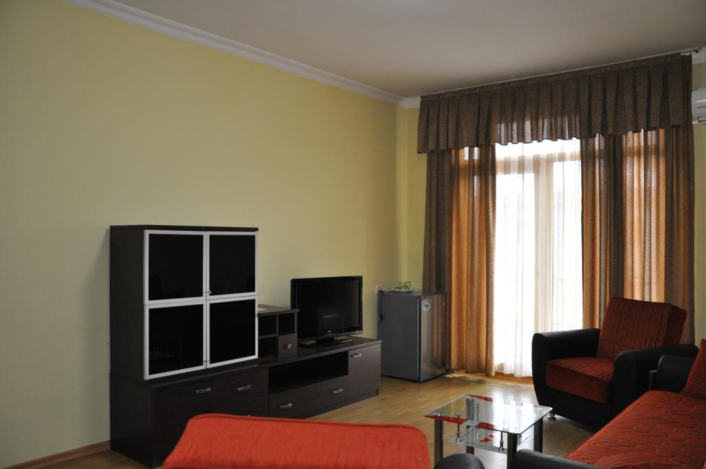 Prestige Hotel Batumi Bilik gambar