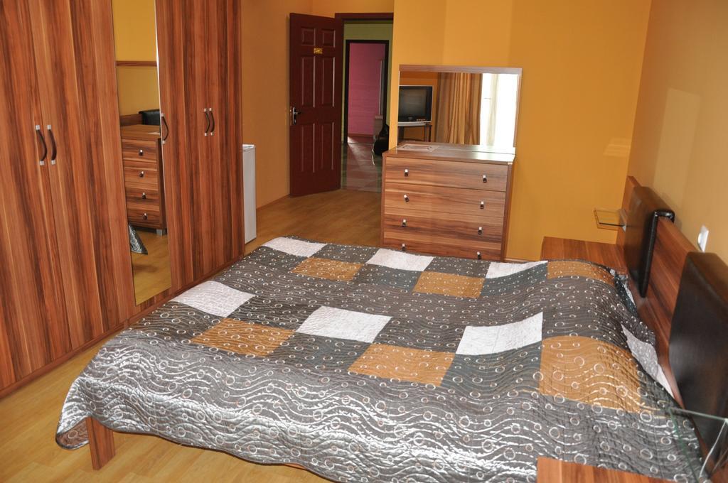 Prestige Hotel Batumi Luaran gambar