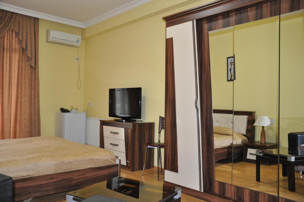 Prestige Hotel Batumi Luaran gambar